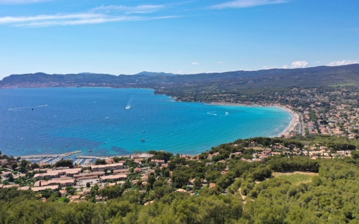 Plage de Saint-Cyr-sur-Mer – trajet en taxi ou VTC depuis Marseille