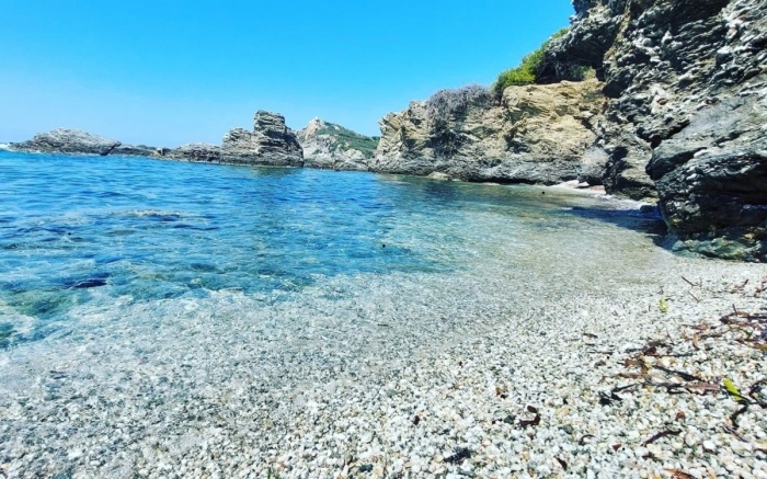 plage du brusc vers Six-Fours-les-Plages – chauffeur privé ou taxi Marseille Le Brusc