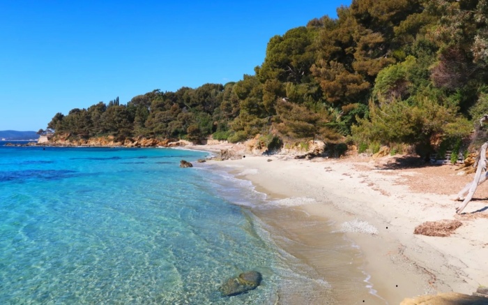 Plage du Lavandou – chauffeur privé ou taxi Marseille Lavandou